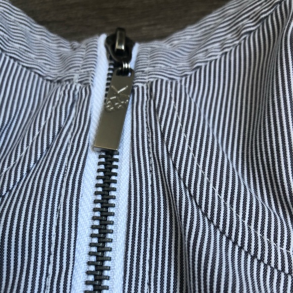 Groggy Balconette Dress - Picture 4 of 7